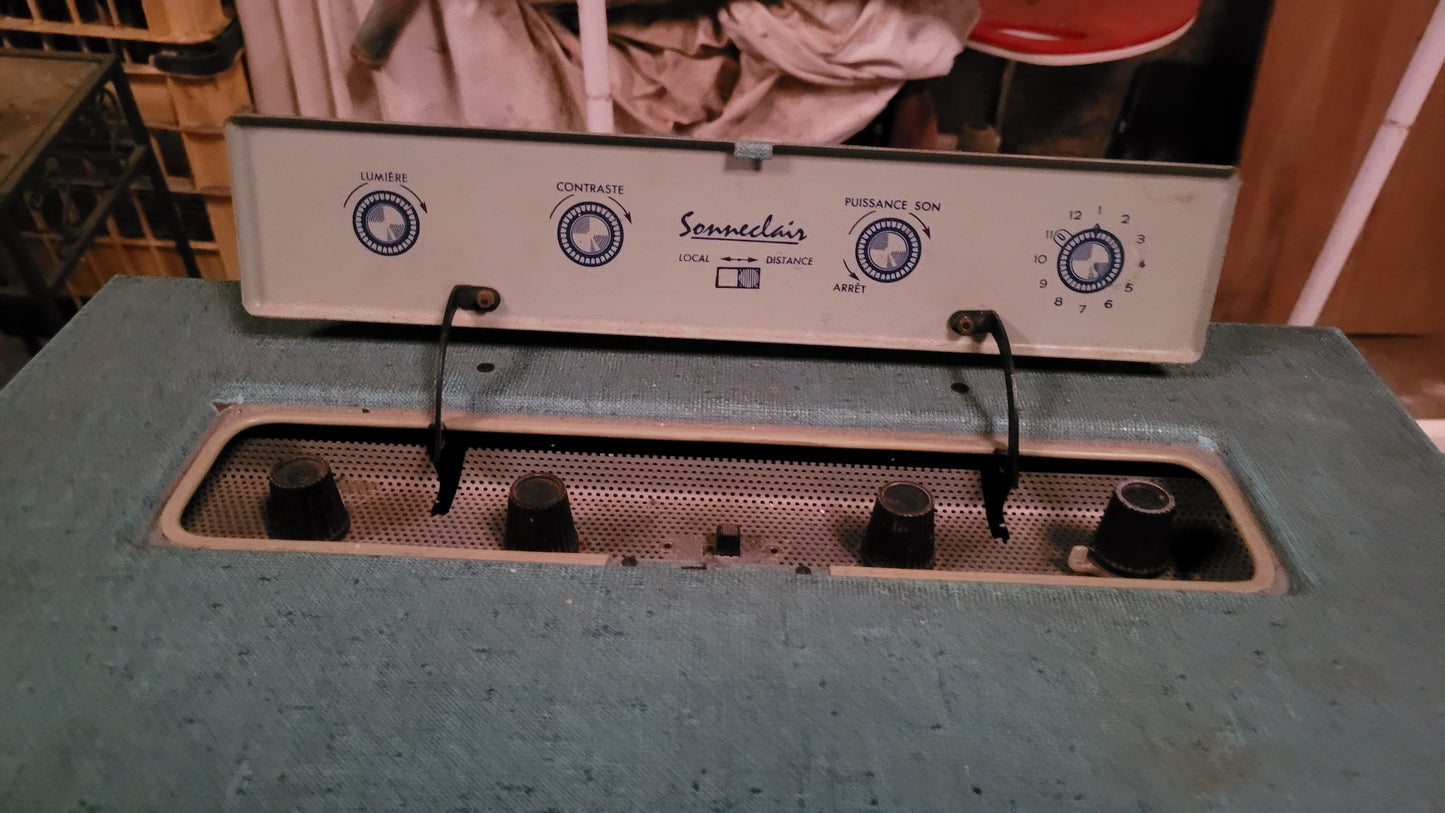 très rare belle télévision vintage marque Sonneclair Dauphin années 1958 pour collection ou déco